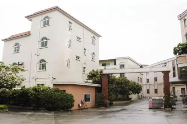 东莞**五金制品有限公司通过QC080000年审